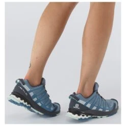 Chaussures De Trail Salomon Xa Pro 3D V8 W Ashley Blue Ebony Opal Blue -Air Plein Escalade Magasin 1cea42407979049dc5da626deed1cb731b79bc9a E23SALOCHA3362717 901