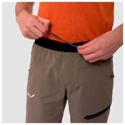 Short D’escalade Salewa Agner Light Durastretch M Bungee Cord -Air Plein Escalade Magasin 2076b8e1d59a26a217433aa603aa98dd6a119579 E22SALETEB1203788 4